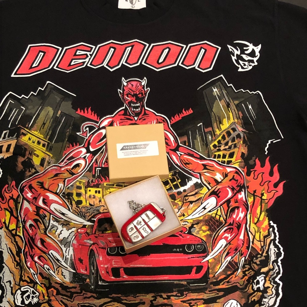 Warren Lotas x Dodge shirt and keychain set.